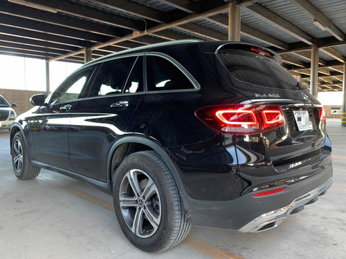 Imagen 8 de 12 de Mercedes-benz Clase Glc 2021 2.0 300 Sport At