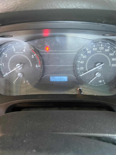 Toyota Hilux 2.8 Tdi Std Cab. Simples 4x4 2p