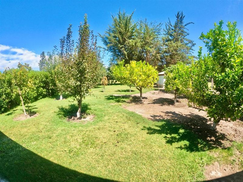 Parcela Con Casa De 5.500 M2 En Chiñigue, El Monte