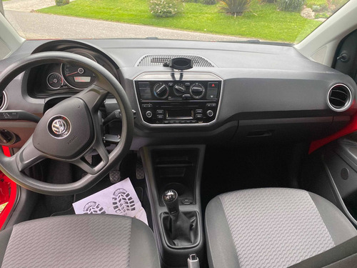 Volkswagen Up! 2017 1.0 Move Up! 75cv
