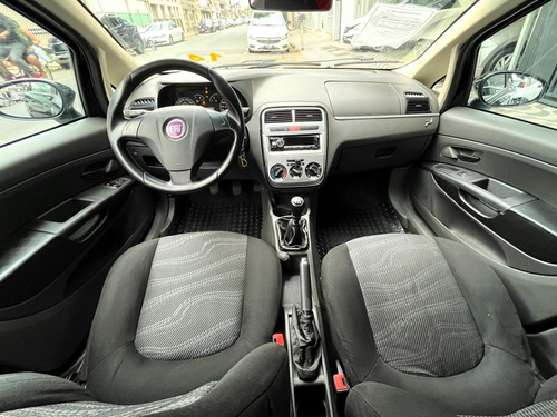 Fiat Punto 1.4 ATTRACTIVE 8V FLEX 4P MANUAL