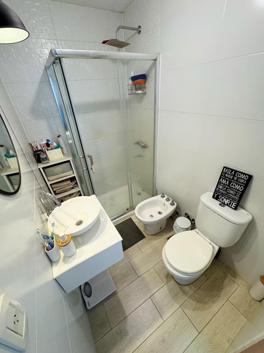 Departamento En Venta Con Cochera En Victoria