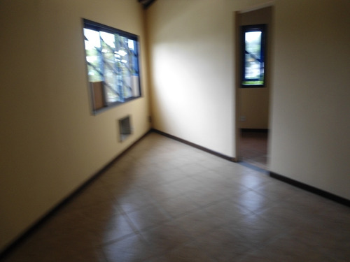 Imagem 13 de 30 de Apartamento Para Aluguel, 11 Dormitórios, Imbetiba - Macaé - 866