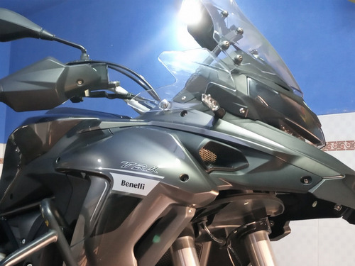 Imagen 2 de 12 de Benelli Trk 502