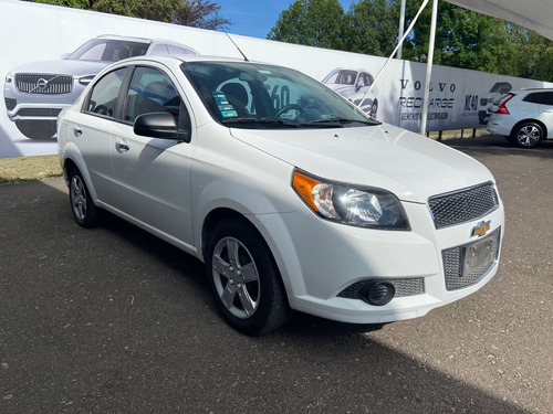 Imagen 3 de 14 de Chevrolet Aveo 2017 1.6 Lt Mt