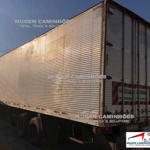 Imagem 1 de 6 de Carreta Randon 28 Pallets - 2004 - Mugen Caminhoes
