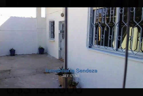 Imagen 17 de 18 de Dos Casas, Entrada Para Autos, Con Rentas. Ideal Inversores Cw173361