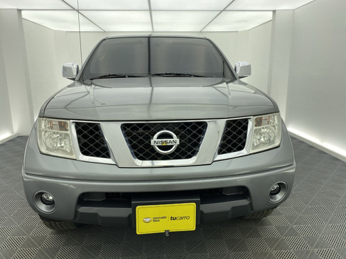 Imagen 3 de 25 de Nissan Navara High Lujo Le 2.5 Turbo