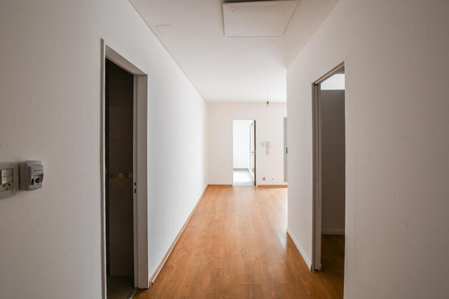 Imagen 4 de 14 de Departamento De 1 Dormitorio En Venta Con Patio En El Centro De Rosario
