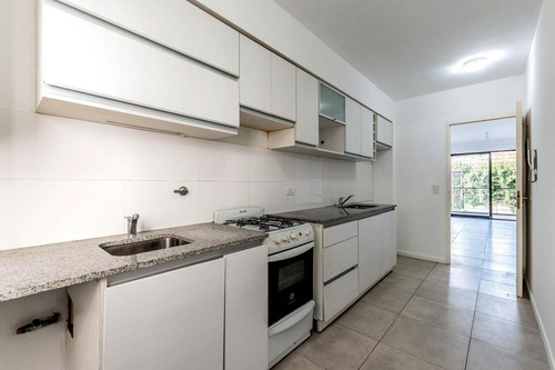 Departamento De 2 Ambientes Con Cochera En Venta, Victoria, San Fernando