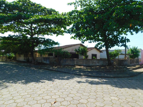 Imagem 1 de 8 de Área Com 866 M², À 450 Metros Da Praia À Venda Em Peruíbe.