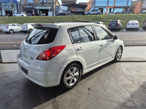 Nissan Tiida SL 1.8/1.8 Flex 16V Aut.