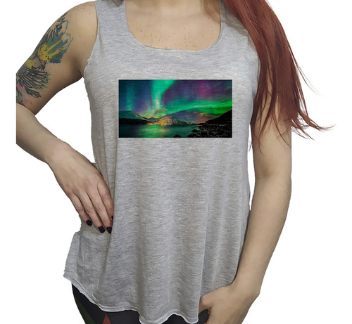 Musculosa Dama Aurora Boreal Paisajes Increibles M2