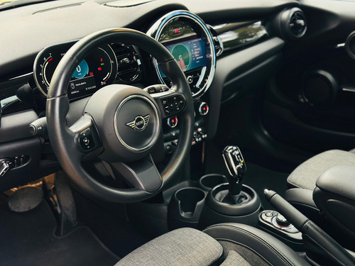 Mini Cooper Classic 2022
