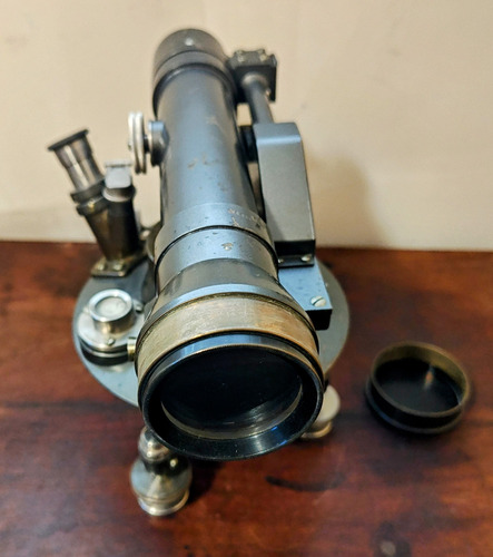 Antiguo Nivel Óptico Alemán Otto Fennel (Usado)