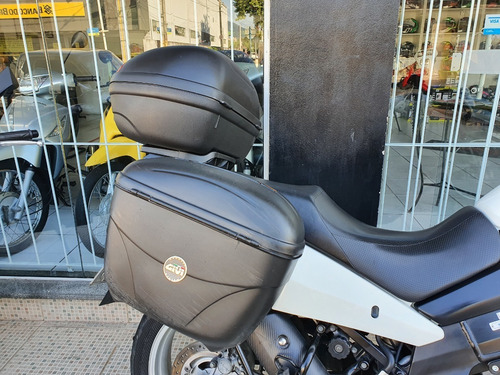 Suzuki Dl 650 V-strom 2011, Com Acessorios