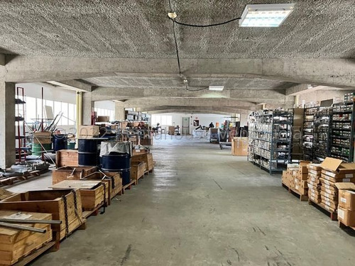 Imagen 27 de 30 de Venta De Estupendo Edificio En Prado De María / Gc 22-28408