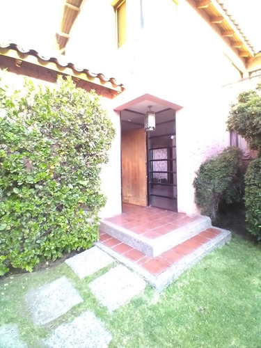 Imagen 2 de 22 de Vendo Casa En Condominio La Reina