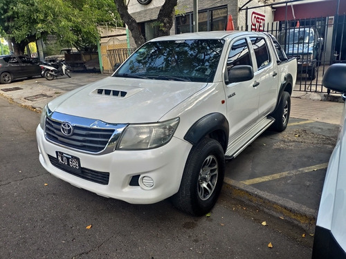 Imagen 1 de 12 de Toyota Hilux 2013 2.5 Cd Dx Pack I 120cv 4x2