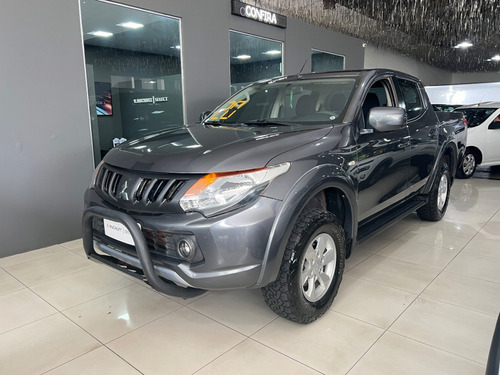 Mitsubishi L200 Triton Sport GLS 2.4 CD