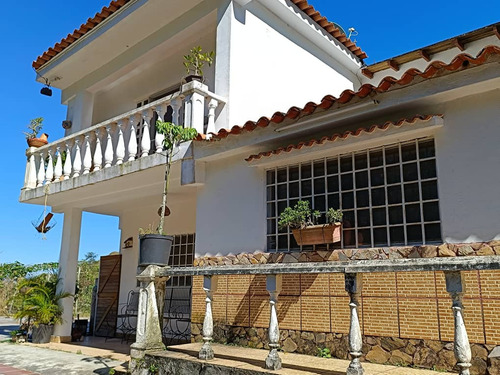 Venta De Casa San Antonio De Los Altos El Amarillo Rz