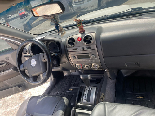 Chevrolet Luv Dmax
