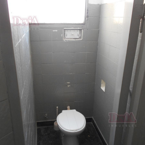 Venta - Oficina - Avenida Presidente Julio. A. Roca 700 - Monserrat