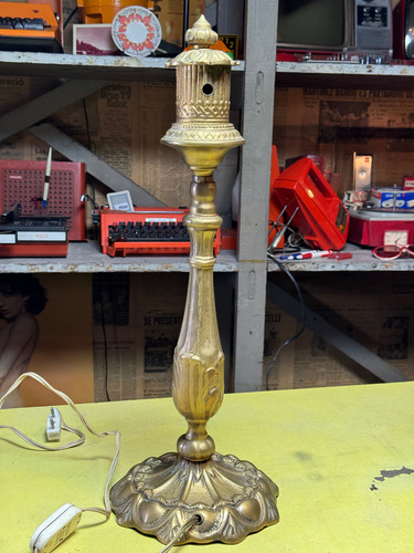 Pie Lampara Bronce Antiguo Repintado Para Reparar Repuesto Blanco Dorado Oscuro (Usado)
