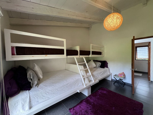 Casa Con Bungalow En Avándaro