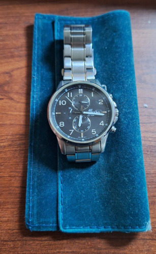 Reloj Casio Edifice Efr-505d-1avef Analógico/ Conversable Plateado Plateado Negro (Usado)