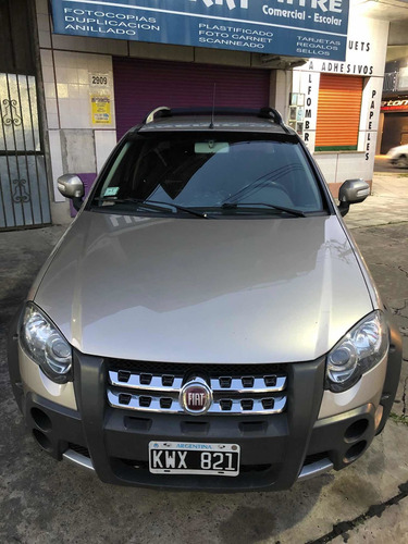 Fiat Strada Adventure Locker