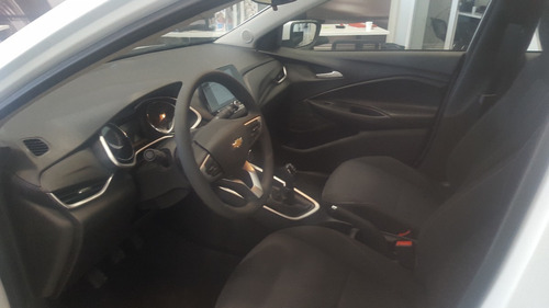 Imagen 23 de 25 de Chevroet Onix Plus Lt Tech 1.2 90 Cv Fs