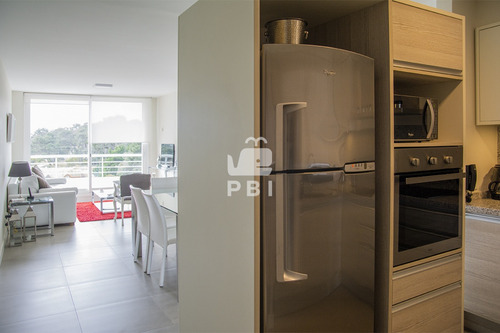 Departamento De 2 Dormitorios En Venta, Punta Del Este - Greenlife - Ref : Pbi14290