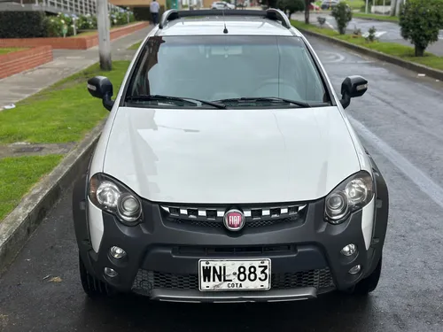 Fiat Strada 1.6 Adventure Locker Doble Cabina