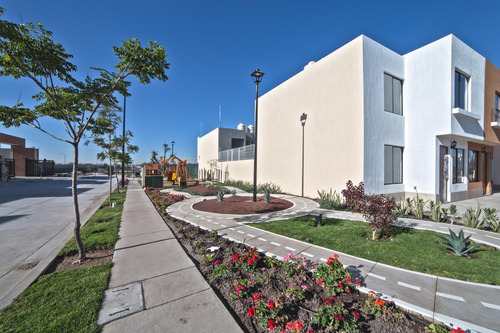 Casa En Venta Punta Mixe, León, Gto Modelo Erandi