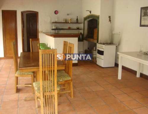 Imagen 4 de 8 de Casa En Pinares A La Venta