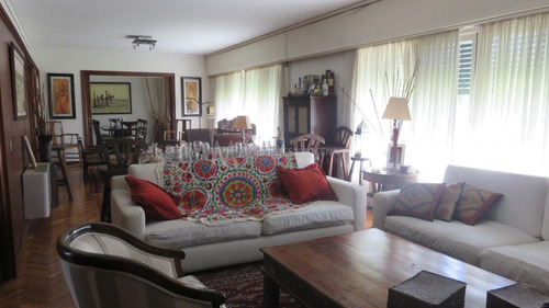 Sobre Rivera - Carrasco - Gran Residencia Con Todas Las Comodidades