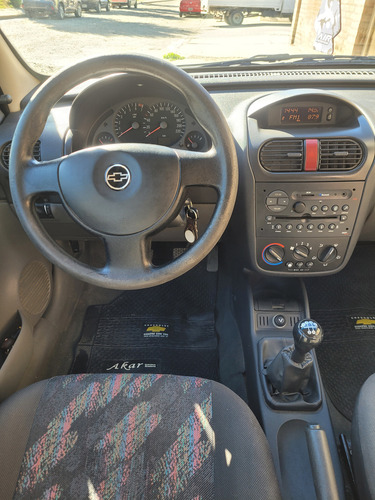 Chevrolet Corsa 2 1.8 Gl
