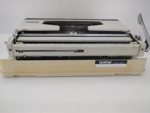 Maquina De Escrever Brother Elgim Ano 1960 (Usado)