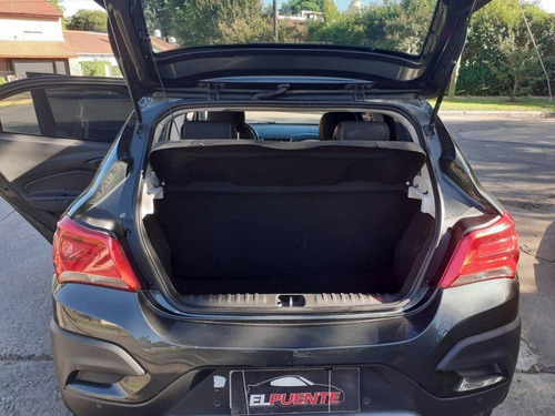 Chevrolet Onix Activ