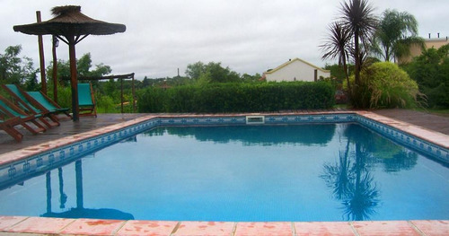 Venta Hotel 1 Dormitorio Colón Con Cochera