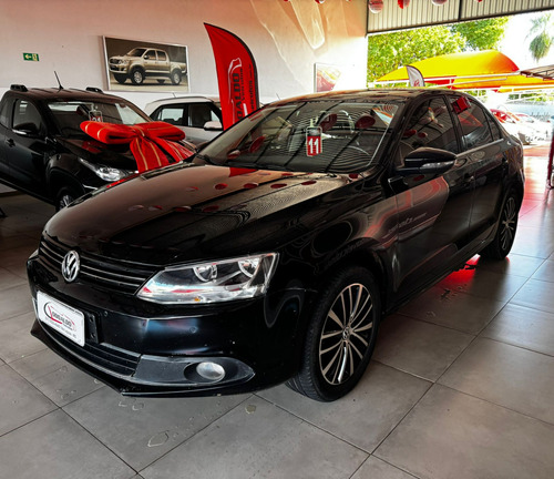 Volkswagen Jetta 2.0 TSI HIGHLINE 200CV GASOLINA 4P TIPTRONIC