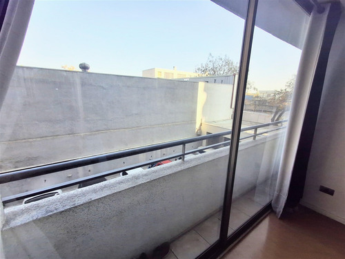 Departamento En Venta De 2 Dorm. En Santiago