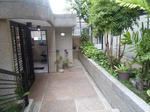Apartamento En Urbanización Miranda