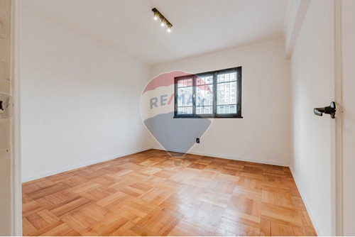 Casa Con Uso Habitacional Y Comercial En Ñuñoa