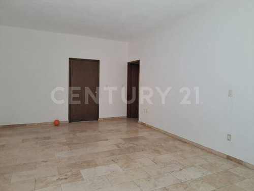 Casa En Venta En Hacienda Real (cantera)