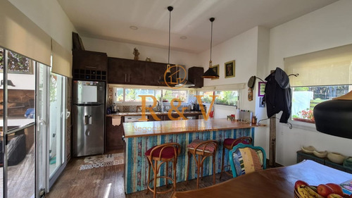 Imagen 9 de 30 de Casa En Venta En La Zona De Pinares