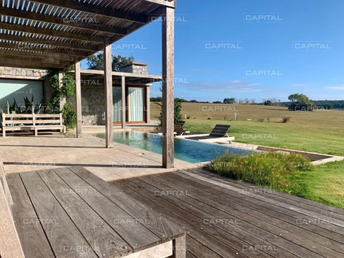 Casa En Venta Laguna Estates Barrio Privado En Manantiales Punta Del Este-ref:29009