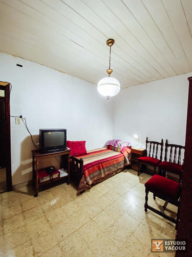 Casa En Venta - 3 Dormitorios 4 Baños Local - 433mts2 - Ensenada