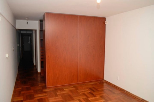 Imagen 7 de 13 de Venta Con Renta! Punta Carretas, 3 Dormitorios, 3 Gjes Y Box